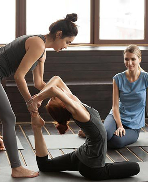 300hrs-box2 200 HOUR YOGA AND AYURVEDA TEACHER TRAINING
