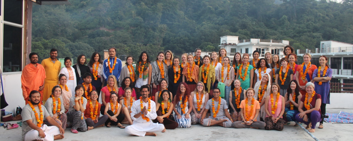 rishikul yogshala yoga teacher training in rishikesh