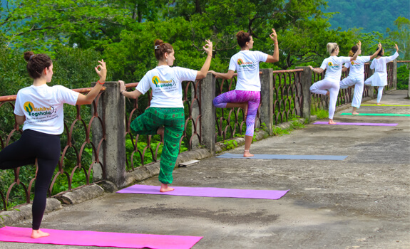 Yoga Teacher Training in Rishikesh, India Yoga Teacher Training in Rishikesh, India