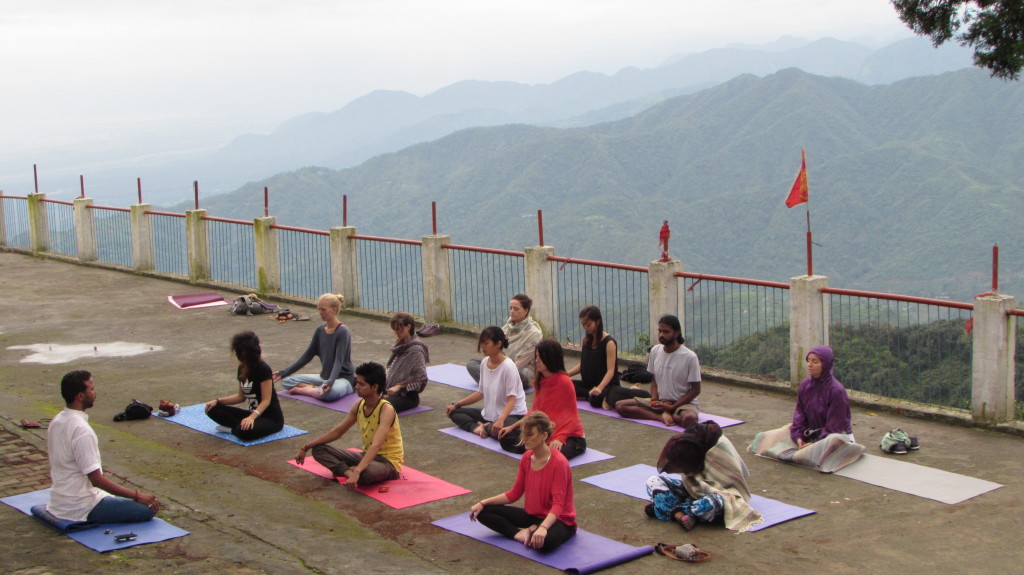 friendship day yoga teacher training offer